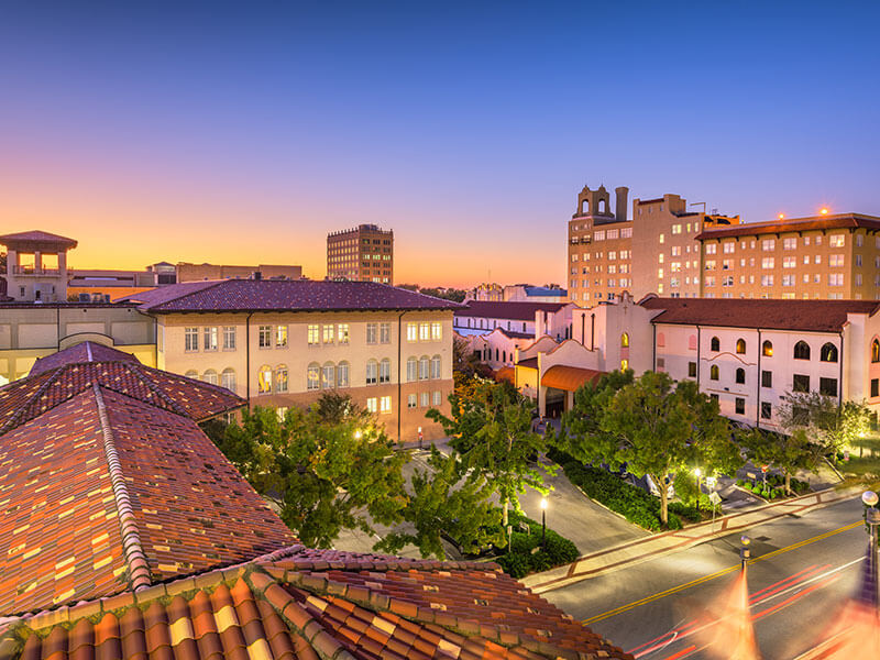 Lakeland, Florida, United States At dusk, the downtown cityscape at City Hall.